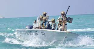 Somalie : la marine doit être prête à protéger les eaux territoriales du pays (commandant)