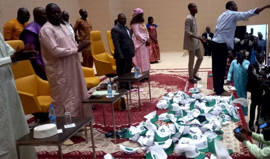 Tchad : grande défection de militants du RNDT–Le Réveil Tchad : grande défection de militants du RNDT–Le Réveil