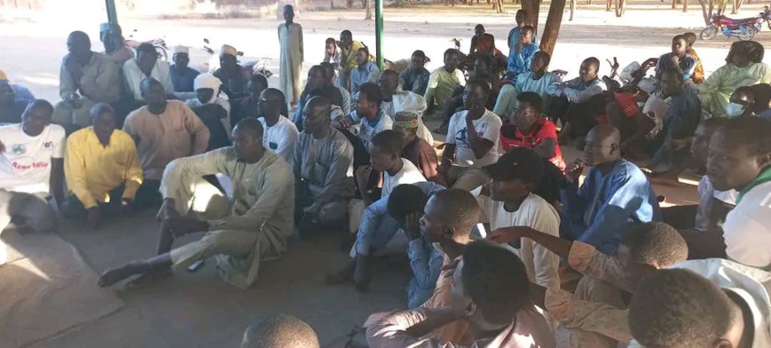 Tchad : les jeunes de Baro mobilisés pour la construction d'un nouveau centre culturel Tchad : les jeunes de Baro mobilisés pour la construction d'un nouveau centre culturel