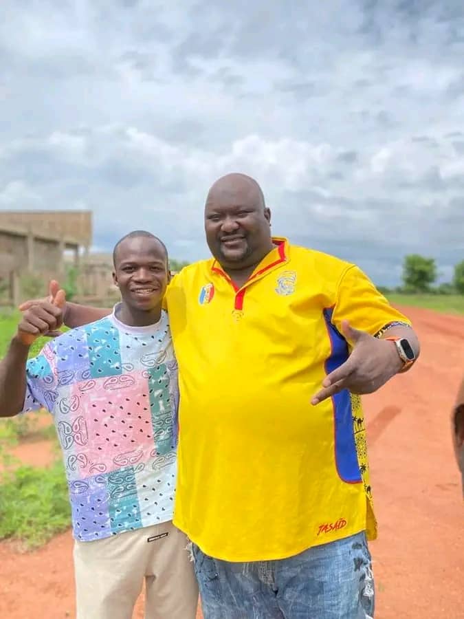 Tchad : le comédien Adjim Ebento rend un hommage émouvant à son mentor Lassem Aziz