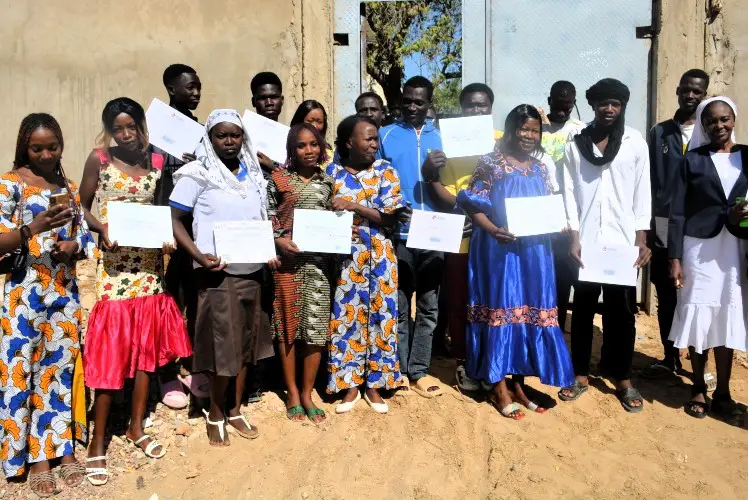 Tchad: l'orphelinat APSOA remet des attestations de formation à 21 enfants vulnérables