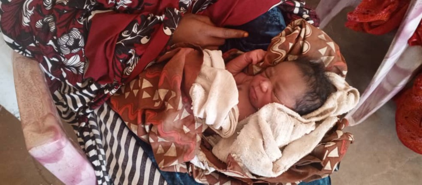 Tchad : un bébé abandonné dans une poubelle à Kelo Tchad : un bébé abandonné dans une poubelle à Kelo