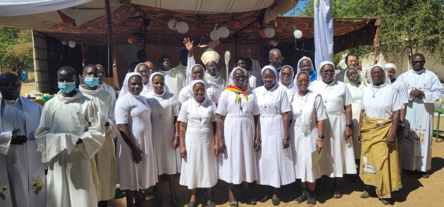 Tchad : sœur Jacqueline Outhouma s'engage officiellement au service chrétien à Baro Tchad : sœur Jacqueline Outhouma s'engage officiellement au service chrétien à Baro