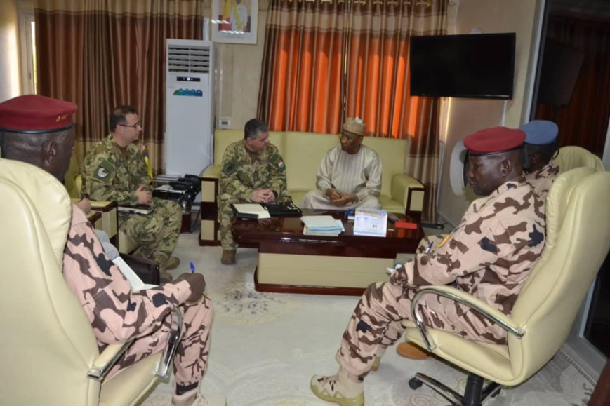 Le Tchad renforce sa coopération militaire avec la Hongrie Le Tchad renforce sa coopération militaire avec la Hongrie