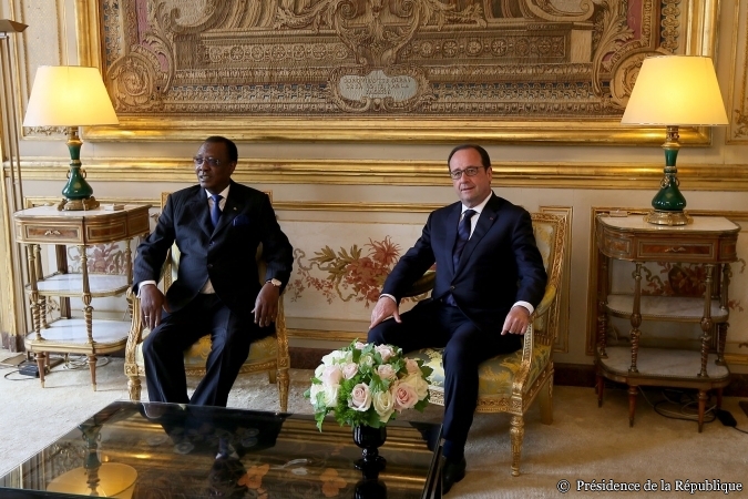 France/Tchad : Le Président Déby se dit "satisfait" des entretiens avec François Hollande France/Tchad : Le Président Déby se dit "satisfait" des entretiens avec François Hollande
