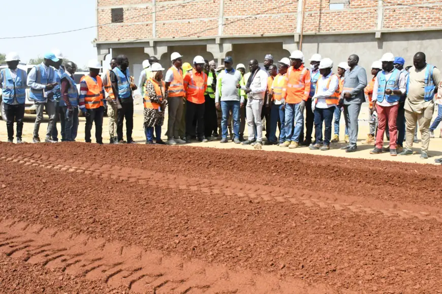 Tchad : Le ministre des Infrastructures évalue l'avancement des chantiers à Ndjamena