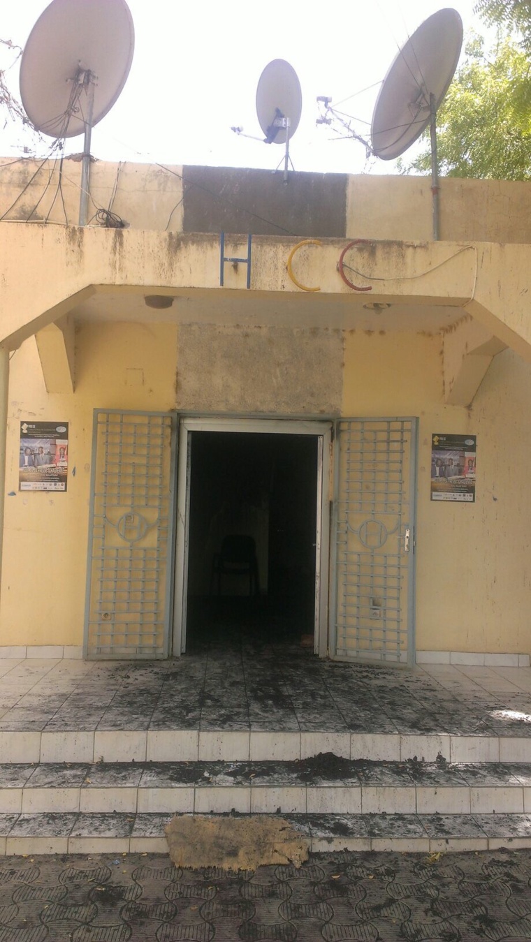 Tchad :Incendie au siège du HCC, le bureau du Président détruit Tchad :Incendie au siège du HCC, le bureau du Président détruit