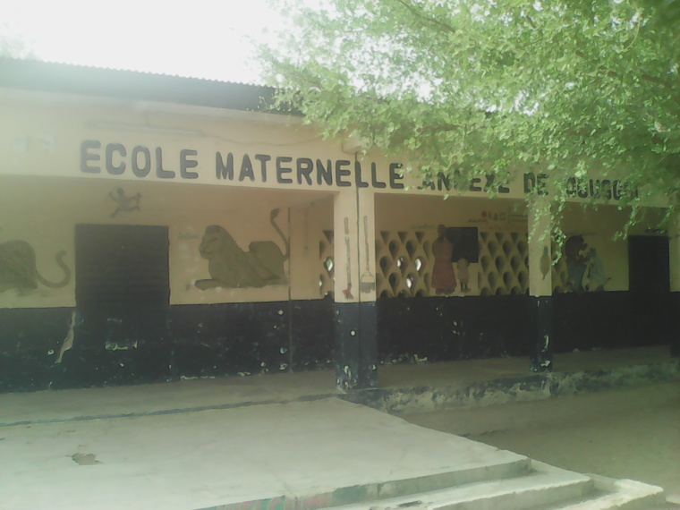 Cameroun : Elle gagne le prix de « meilleur directeur d’école » Cameroun : Elle gagne le prix de « meilleur directeur d’école »