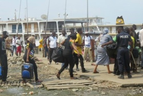 Expulsions au Congo : un centre de détention pour les sans papiers avant leur reconduction à la frontière Expulsions au Congo : un centre de détention pour les sans papiers avant leur reconduction à la frontière