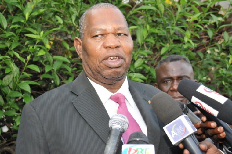 Consultations présidentielles : Denis Sassou N’Guesso invité à convoquer le référendum avant la fin de 2015 Consultations présidentielles : Denis Sassou N’Guesso invité à convoquer le référendum avant la fin de 2015