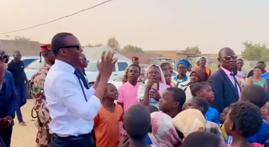 Tchad : le Premier Ministre Succes Masra à l'écoute du peuple face à la crise sociale. © Capture d'écran Tchad : le Premier Ministre Succes Masra à l'écoute du peuple face à la crise sociale. © Capture d'écran