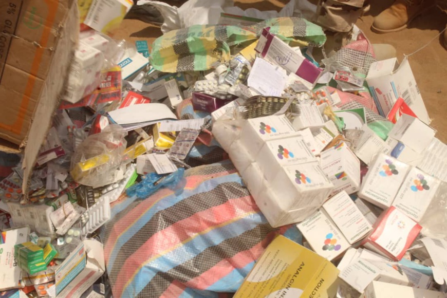 Tchad : incinération de produits pharmaceutiques périmés à Mao Tchad : incinération de produits pharmaceutiques périmés à Mao