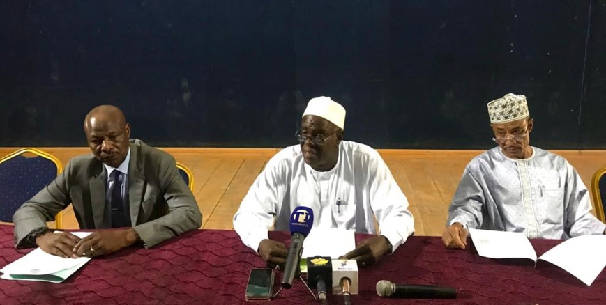 Tchad : Les mouvements CDR/UFDD-F du Tchad annoncent leur départ de l'UFR et leur engagement pour la paix Tchad : Les mouvements CDR/UFDD-F du Tchad annoncent leur départ de l'UFR et leur engagement pour la paix