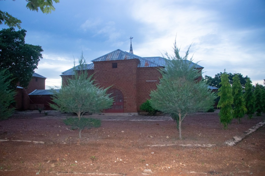 Burkina Faso : Au moins 15 fidèles catholiques d’Essakane-village tués par des terroristes Burkina Faso : Au moins 15 fidèles catholiques d’Essakane-village tués par des terroristes
