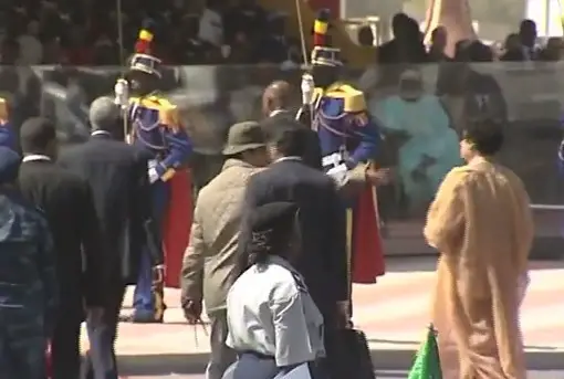 Le protocole d'Etat lors de la visite de l'ex-dirigeant libyen Kadhafi à N'Djamena. 11 août 2011