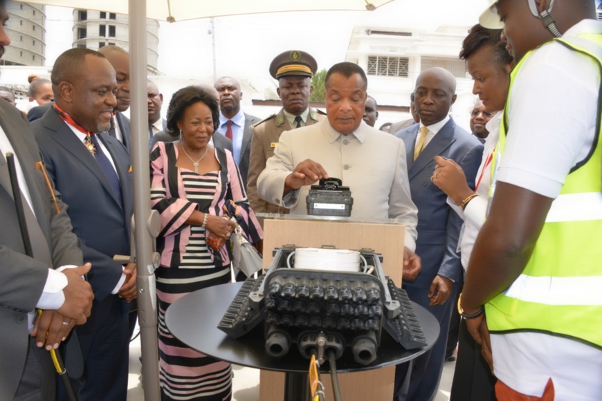 Denis Sassou N'Guesso mettant en service le Data center Denis Sassou N'Guesso mettant en service le Data center