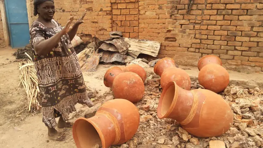 Tchad : Claudia Azinan, une femme passionnée par la poterie !