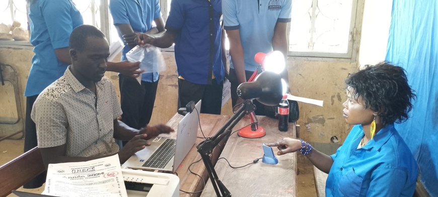 Tchad - Préparation Intensive pour le Baccalauréat 2024 : Les opérateurs d'enrôlement en action Tchad - Préparation Intensive pour le Baccalauréat 2024 : Les opérateurs d'enrôlement en action