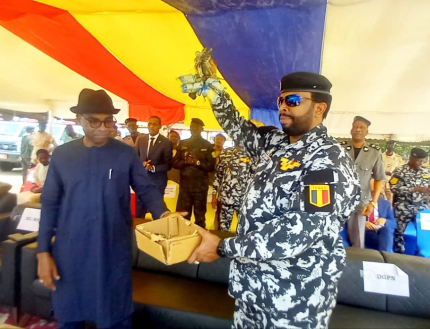 Sécurité nationale: Le Tchad dote la police de véhicules sophistiqués Sécurité nationale: Le Tchad dote la police de véhicules sophistiqués