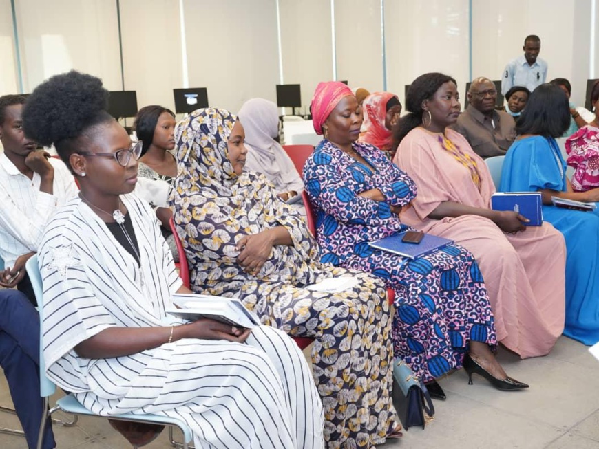 Favoriser le leadership féminin : retour sur la table ronde à l'ambassade des États-Unis au Tchad Favoriser le leadership féminin : retour sur la table ronde à l'ambassade des États-Unis au Tchad