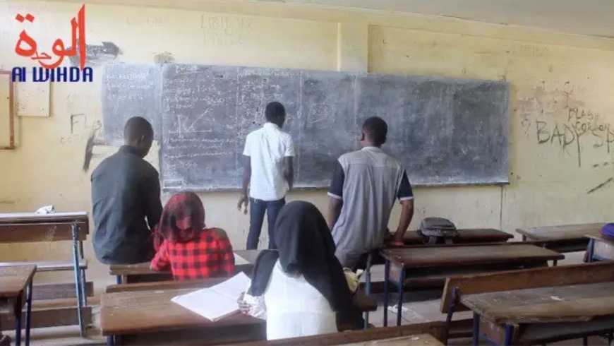 Tchad : entre investissement dans l'éducation et avenir incertain des jeunes diplômés Tchad : entre investissement dans l'éducation et avenir incertain des jeunes diplômés