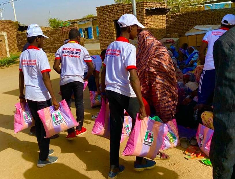 Tchad : l'Association la voix de la santé distribue des kits alimentaires à Abéché Tchad : l'Association la voix de la santé distribue des kits alimentaires à Abéché