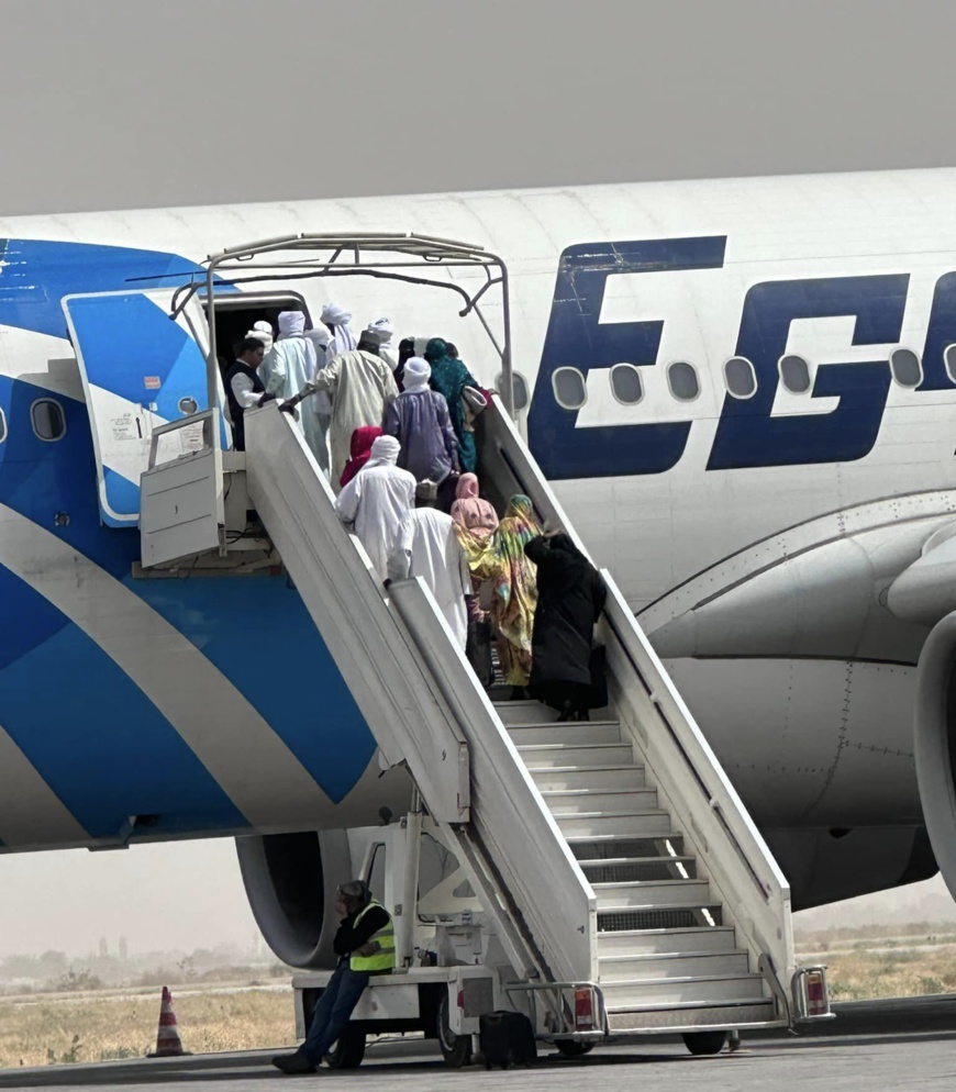 Tchad : les passagers du vol 886 d’Egypte Air ont pu voyager ce samedi Tchad : les passagers du vol 886 d’Egypte Air ont pu voyager ce samedi