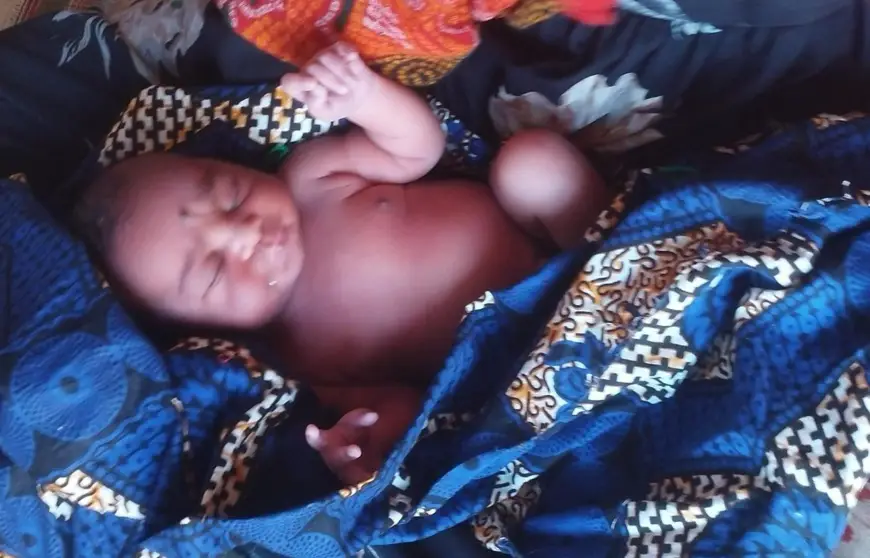 Tchad : un nouveau-né retrouvé abandonné dans une poubelle à Ati