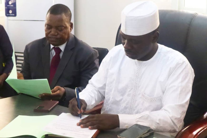 Tchad : passation de charge au ministère de la Formation professionnelle Tchad : passation de charge au ministère de la Formation professionnelle