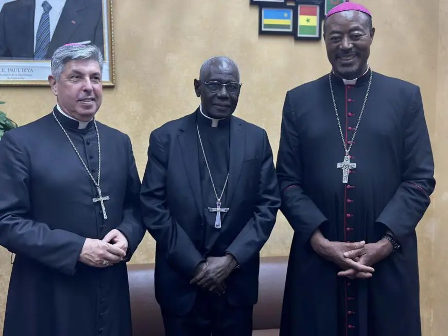 Eglise catholique : Son Éminence Robert Cardinal Sarah est au Cameroun