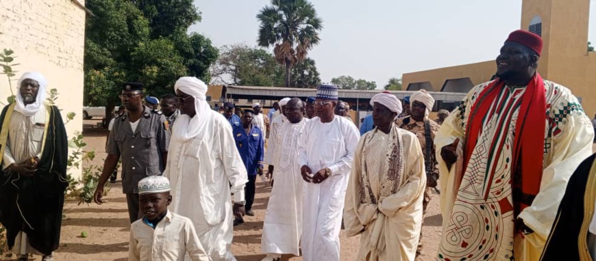 Tchad : le gouverneur Adoum Moustapha Brahimi rencontre les populations de la Tandjile-Ouest Tchad : le gouverneur Adoum Moustapha Brahimi rencontre les populations de la Tandjile-Ouest