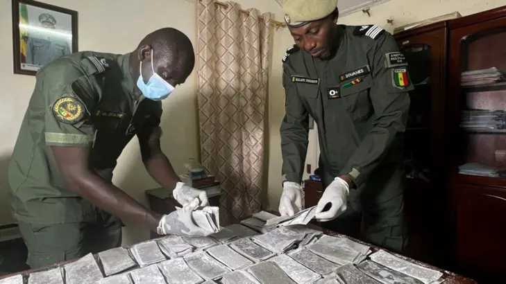 Sénégal : saisie de billets noirs d’une contrevaleur de cinq milliards CFA à Goudomp