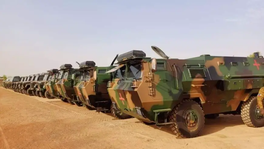 Burkina Faso : Remise de 75 véhicules militaires pour renforcer la lutte contre le terrorisme