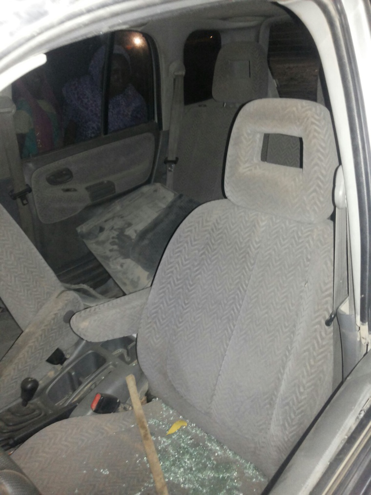 Tchad : Une voiture piégée neutralisée par les démineurs au 5ème arrondissement. Alwihda Info/D.W.W. Tchad : Une voiture piégée neutralisée par les démineurs au 5ème arrondissement. Alwihda Info/D.W.W.