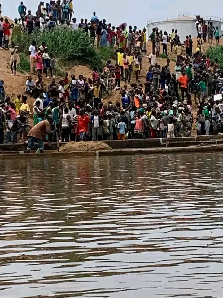 RCA : Naufrage tragique d’une baleinière sur la rivière M’poko à Bangui