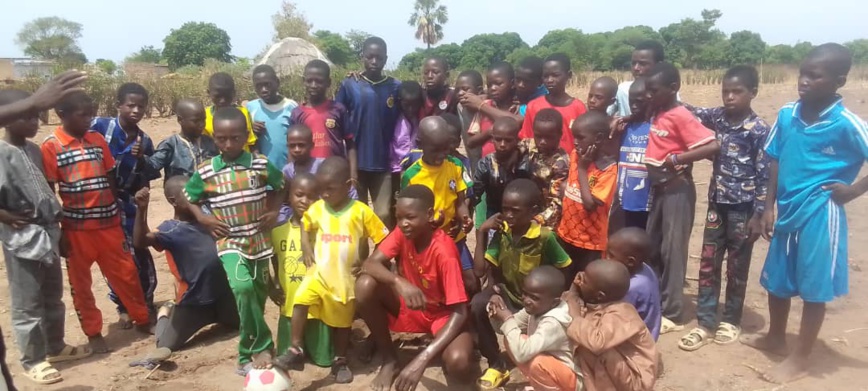 Tchad : l’Union des Femmes en marche pour le Développement de la Nya encadre les adolescents avec le football