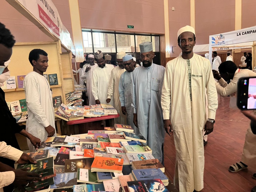 تشاد: تنظم حملة أقرأ معرض الكتاب التاسعة تشاد: تنظم حملة أقرأ معرض الكتاب التاسعة