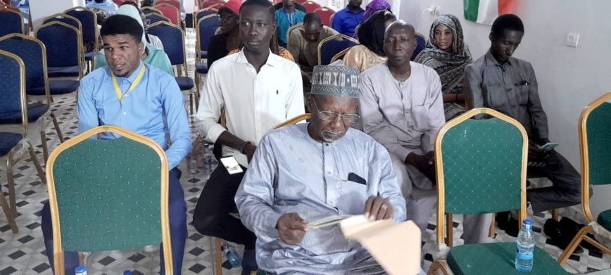 Présidentielle au Tchad : les projets de société des candidats présentés au débat du CEDPE Présidentielle au Tchad : les projets de société des candidats présentés au débat du CEDPE