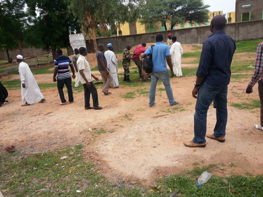 Tchad : Un contrôle sur une femme au visage couvert dégénère en bagarre Tchad : Un contrôle sur une femme au visage couvert dégénère en bagarre