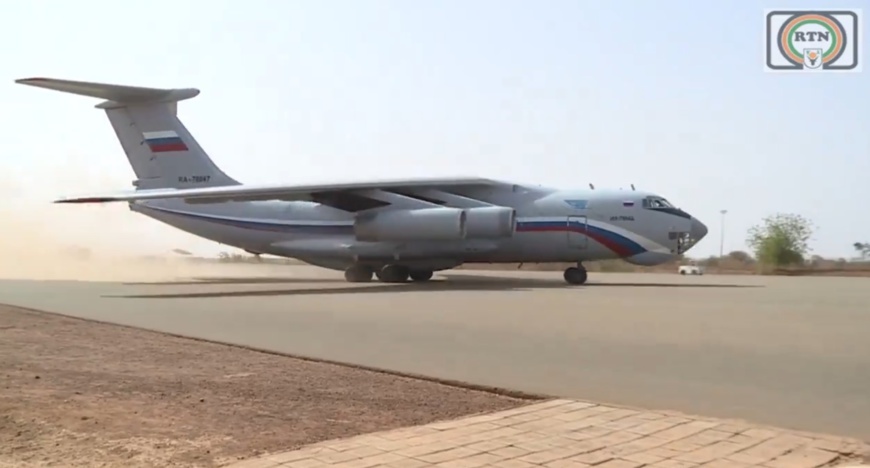 La coopération entre le Niger et la Russie se renforce avec l'arrivée d'un nouveau vol cargo militaire et humanitaire La coopération entre le Niger et la Russie se renforce avec l'arrivée d'un nouveau vol cargo militaire et humanitaire