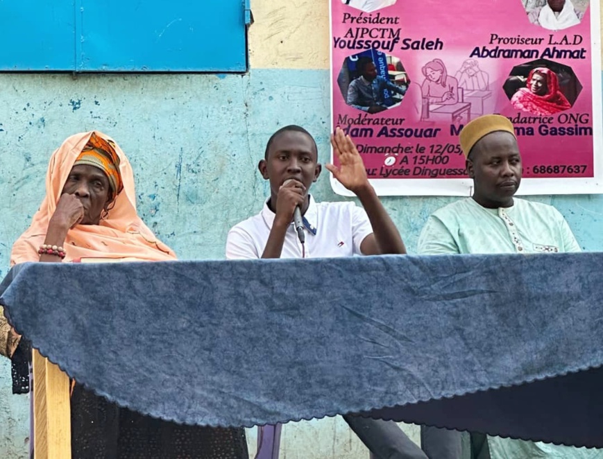 Tchad : L'Association des Jeunes pour la Construction d'un Tchad Meilleur organise une conférence-débat sur l'éducation des filles Tchad : L'Association des Jeunes pour la Construction d'un Tchad Meilleur organise une conférence-débat sur l'éducation des filles