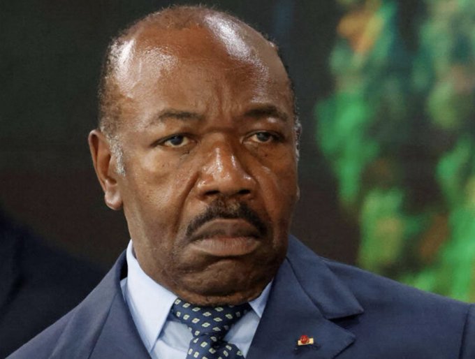 Gabon : l'ancien président Ali Bongo Ondimba et ses deux plus jeunes fils ont entamé une grève de la faim Gabon : l'ancien président Ali Bongo Ondimba et ses deux plus jeunes fils ont entamé une grève de la faim