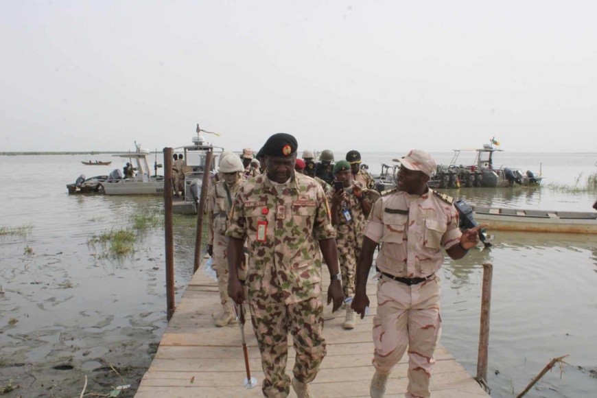 Force multinationale mixte : le commandant invite les troupes à adopter un état d'esprit positif Force multinationale mixte : le commandant invite les troupes à adopter un état d'esprit positif