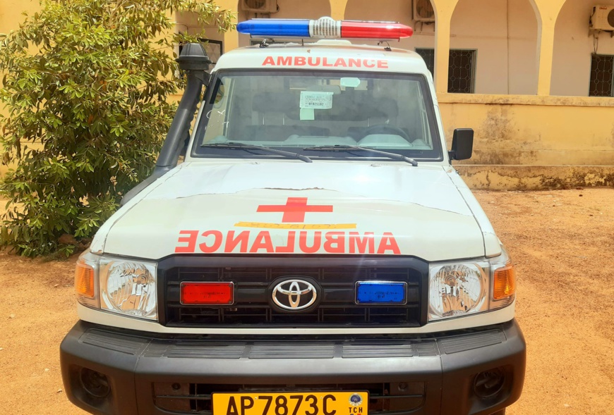 Tchad : Remise d'une ambulance au centre de santé de Sara Arabe, district de Bitkine Tchad : Remise d'une ambulance au centre de santé de Sara Arabe, district de Bitkine