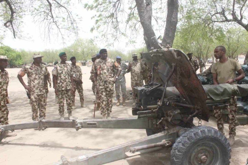 Force Multinationale Mixte : le commandant évalue les progrès de l'opération Lake Sanity 2 Force Multinationale Mixte : le commandant évalue les progrès de l'opération Lake Sanity 2