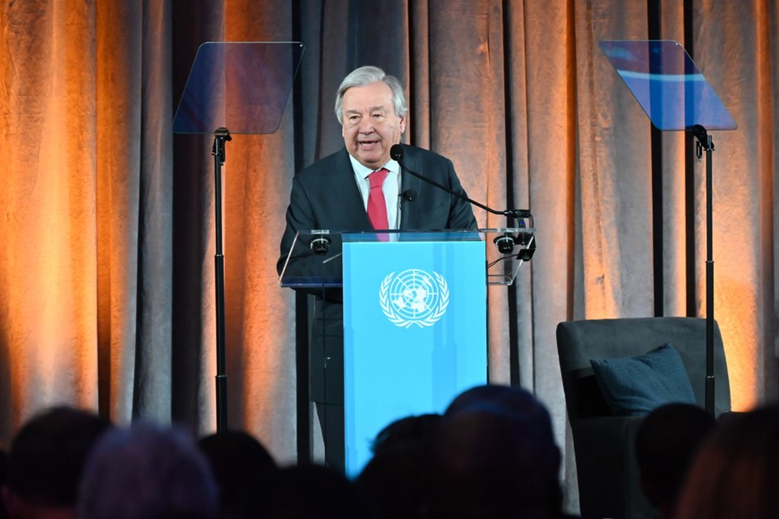 Le Secrétaire général prononce son discours spécial sur l'action climatique, "Un moment de vérité". Photo : UN.org Le Secrétaire général prononce son discours spécial sur l'action climatique, "Un moment de vérité". Photo : UN.org