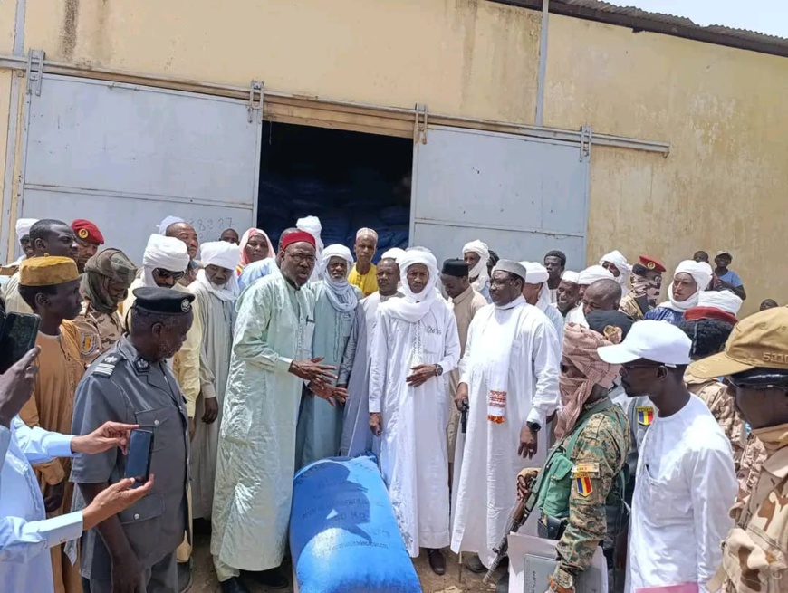 Tchad : le gouvernement lance la distribution d’aliments pour bétail au Batha Tchad : le gouvernement lance la distribution d’aliments pour bétail au Batha