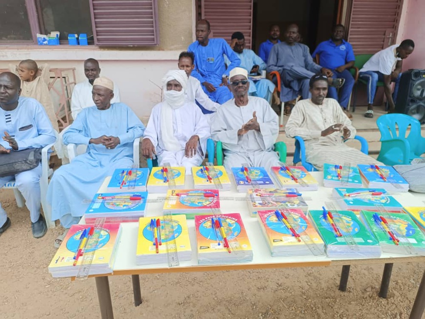 Tchad : remise de récompenses aux meilleurs élèves du lycée Acyl Ahmat Akhabach d'Ati Tchad : remise de récompenses aux meilleurs élèves du lycée Acyl Ahmat Akhabach d'Ati