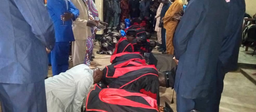 Tchad : La FATEK célèbre la 9e promotion de ses diplômés en théologie à Kélo Tchad : La FATEK célèbre la 9e promotion de ses diplômés en théologie à Kélo