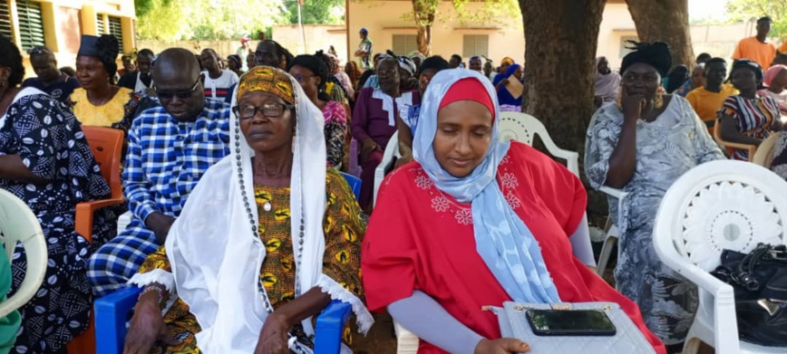 Tchad : célébrations organisées par les femmes du Moyen autour de la victoire de Mahamat Idriss Deby Itno à l'élection présidentielle Tchad : célébrations organisées par les femmes du Moyen autour de la victoire de Mahamat Idriss Deby Itno à l'élection présidentielle